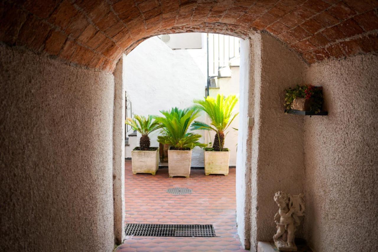 Monolocale A 50 Metri Dal Mare Apartment Celle Ligure Exterior photo